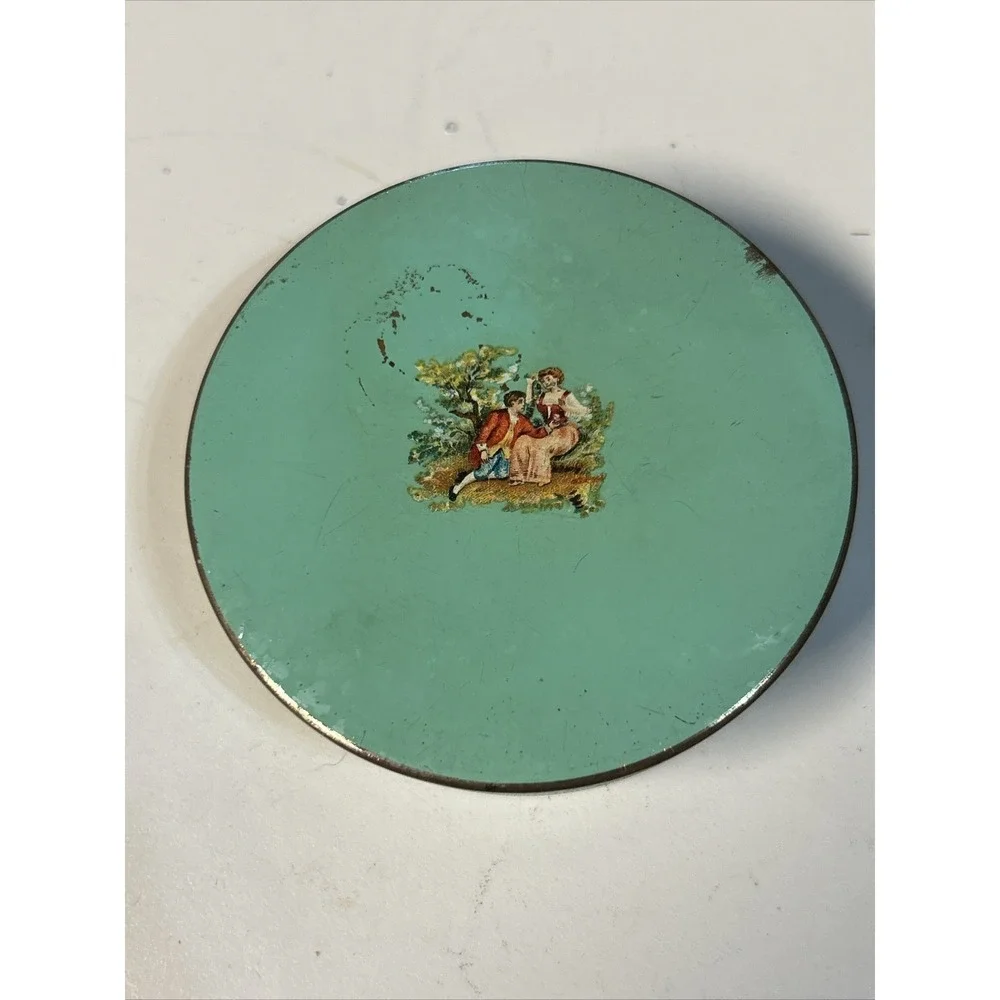 Vtg Vanity Candy Tin Green with Courting Victorian Couple 3.25in Lid Lined Wear